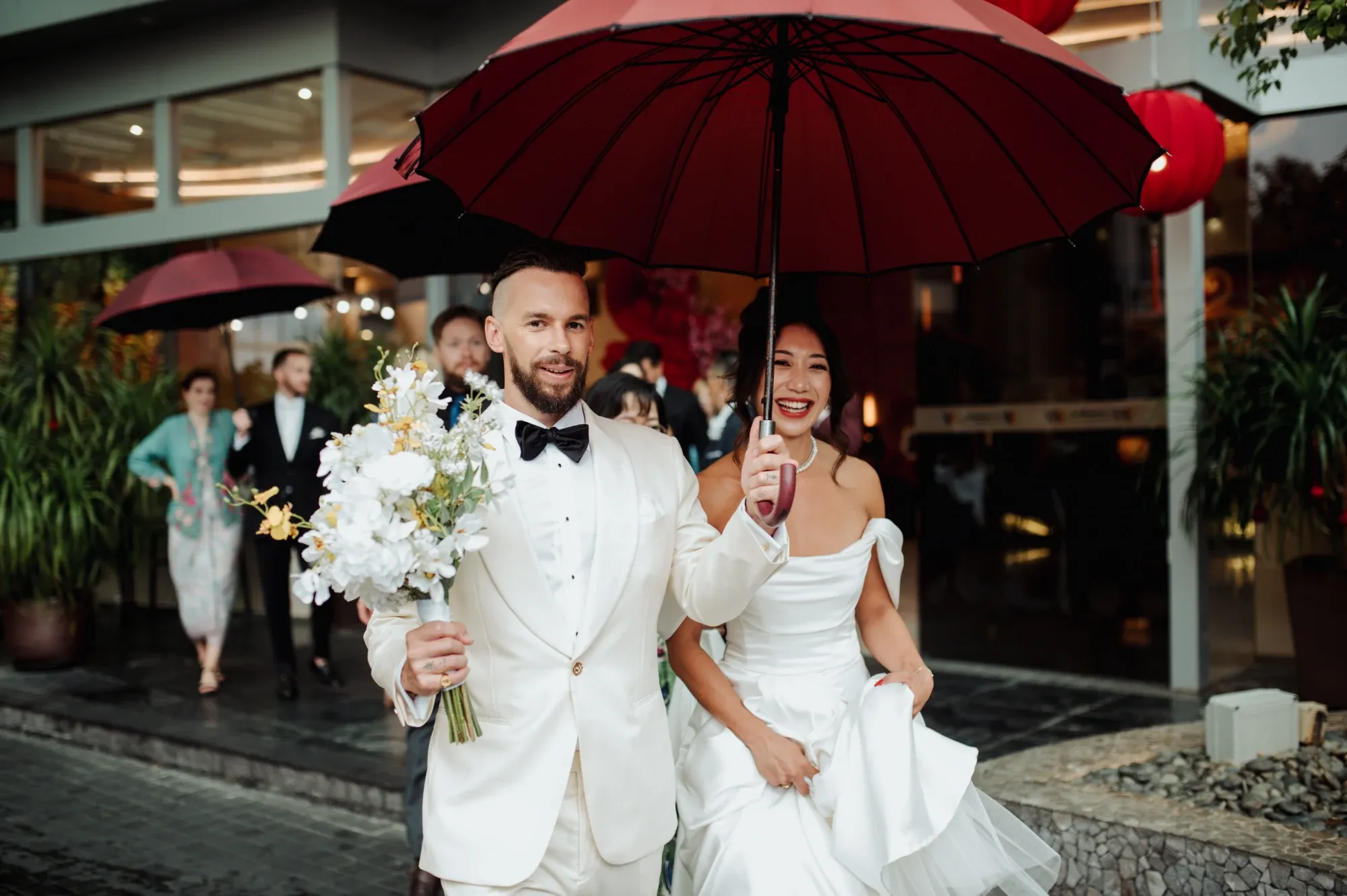 Simon & Heidi, matrimony & tea ceremony by Ju Shiu Photography, Kuching, Sarawak